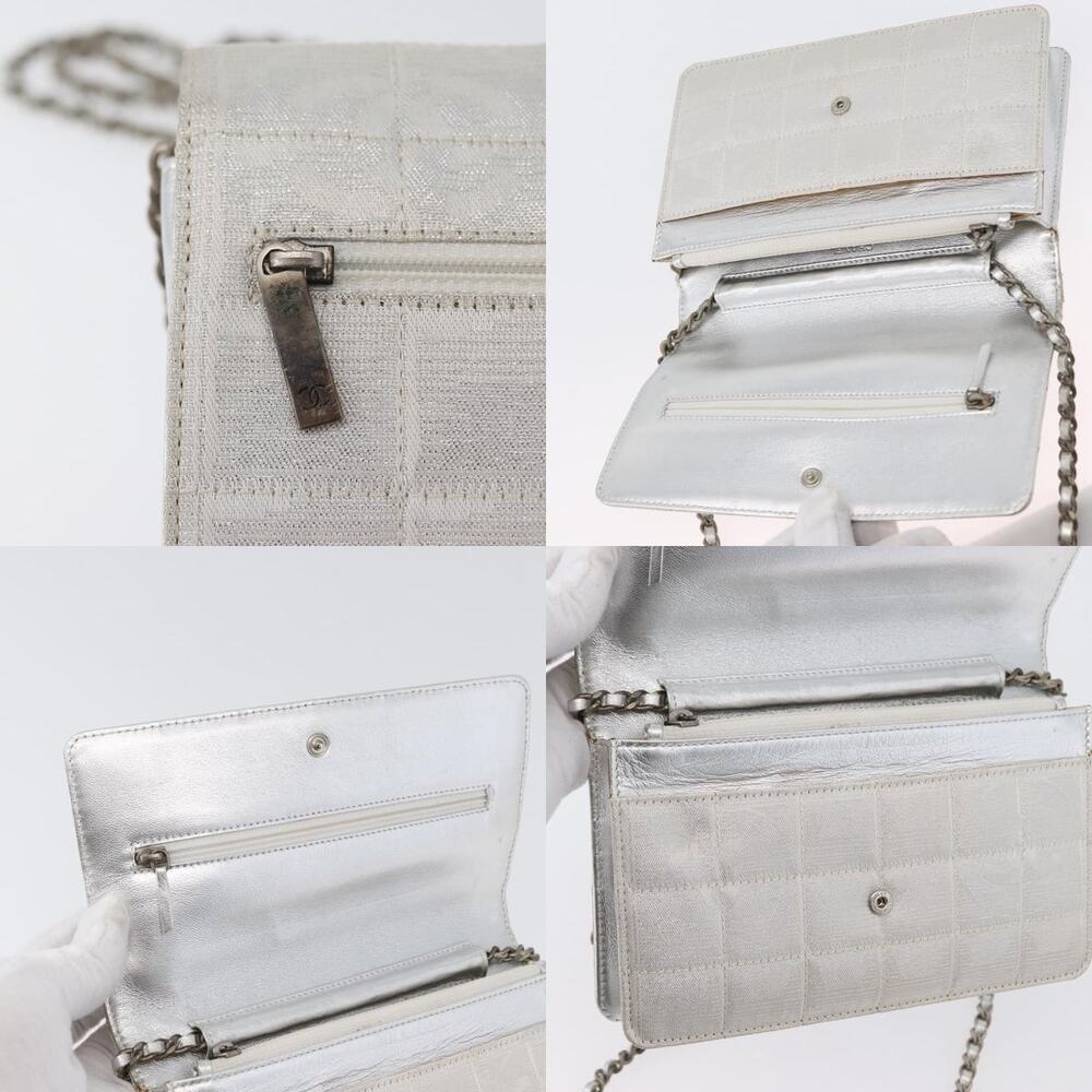 Chanel Choco Bar Chain Shoulder Bag - Picture 7 of 8
